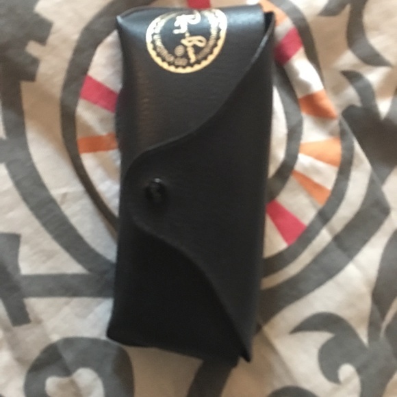 Ray ban sunglasses - Picture 1 of 3